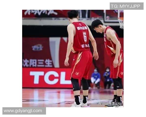 广州篮球队心理素质引发热议球迷与专家观点交锋分析